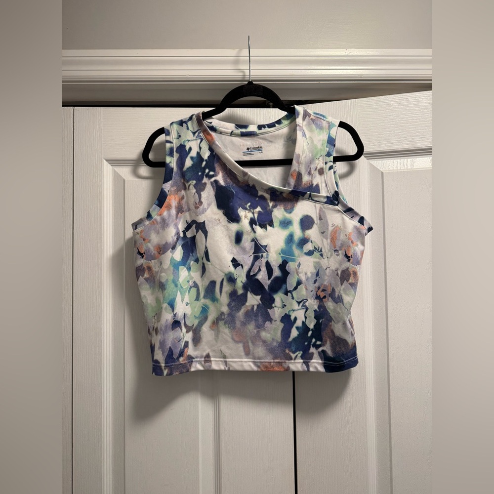 Columbia women’s cropped top size large